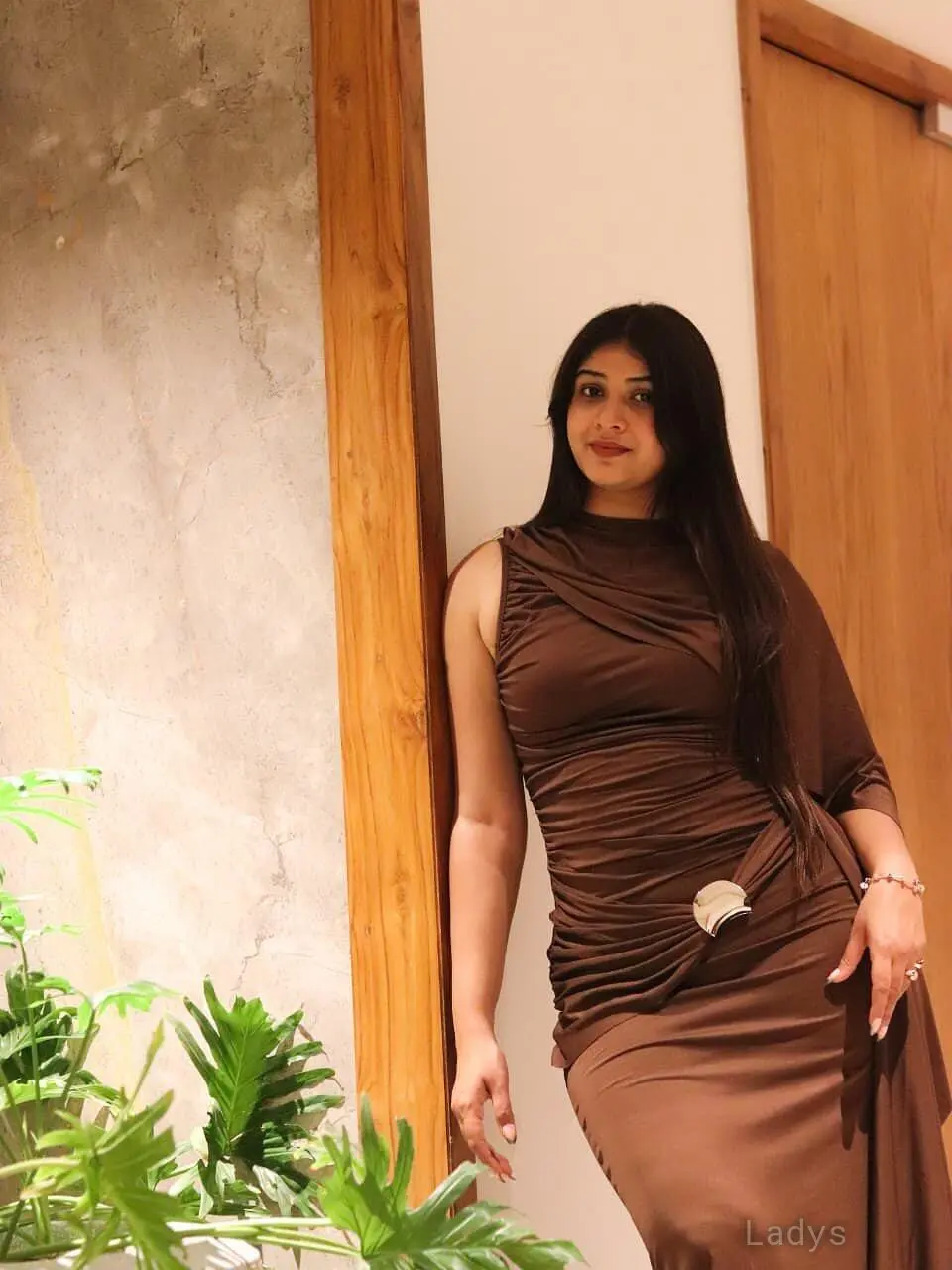 Riya Patel Available 24 Hours, years old Rajkot escort girl with big tits, height sm, Weight kg