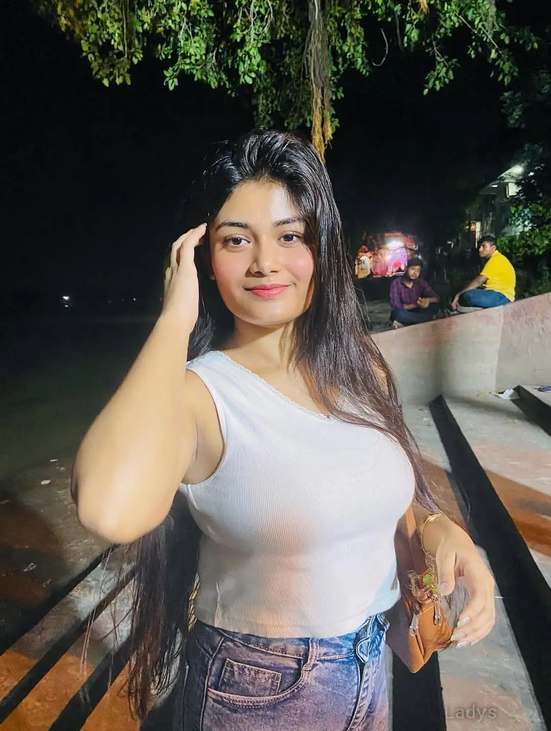 Aaliya, 21 years beautiful nude Rajkot escorts girl, height 154 sm, Weight  kg