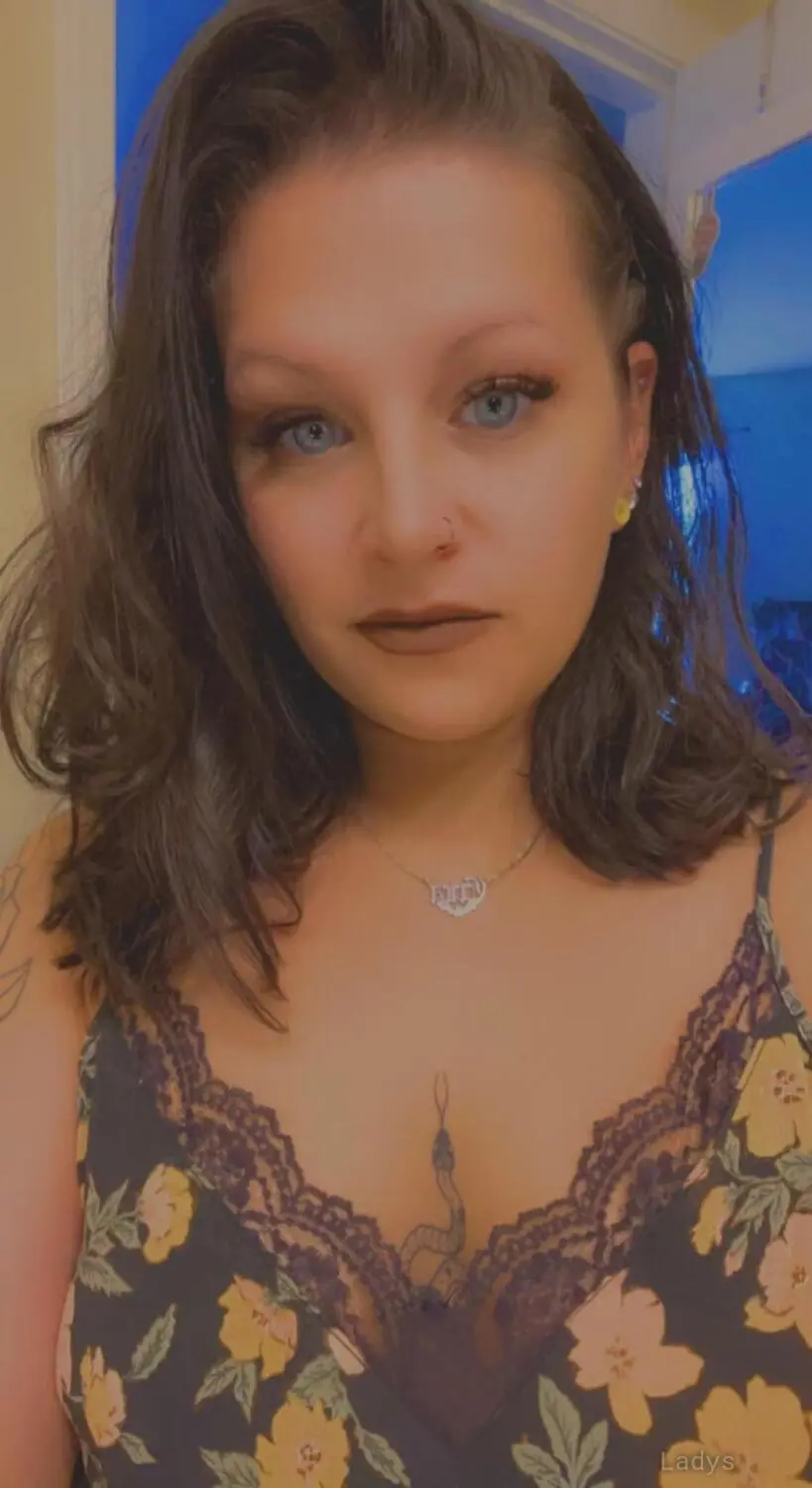 Cherry, 30 years beautiful nude Raleigh escorts girl, height 154 sm, Weight 70 kg