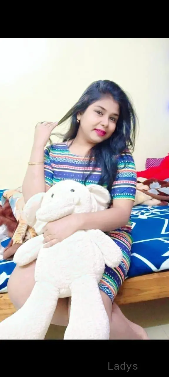 Lola, 23 years beautiful nude Ranchi escorts girl, height 155 sm, Weight  kg