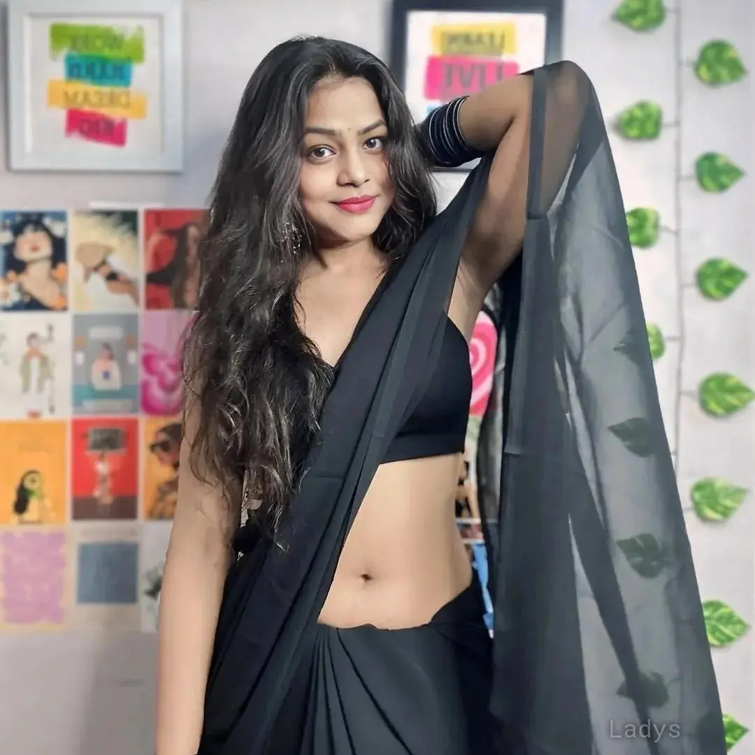 Ronika, 23 years beautiful nude Ranchi escorts girl, height 153 sm, Weight  kg