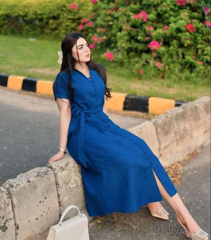 Amrita, 21 years old Ras Al Khaimah escort girl with big tits, height 169 sm, Weight  kg