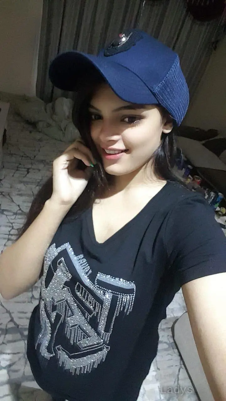 Jiya, 21 years beautiful nude Ras Al Khaimah escorts girl, height 166 sm, Weight kg