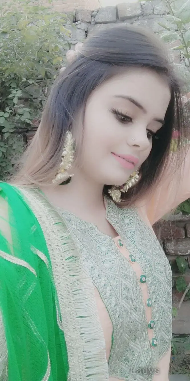 Sapna, 21 years beautiful nude Ras Al Khaimah escorts girl, height 167 sm, Weight kg
