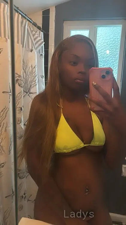 chocolatecoleyy777, 24 years beautiful nude Reno escorts girl, height 170 sm, Weight 50 kg