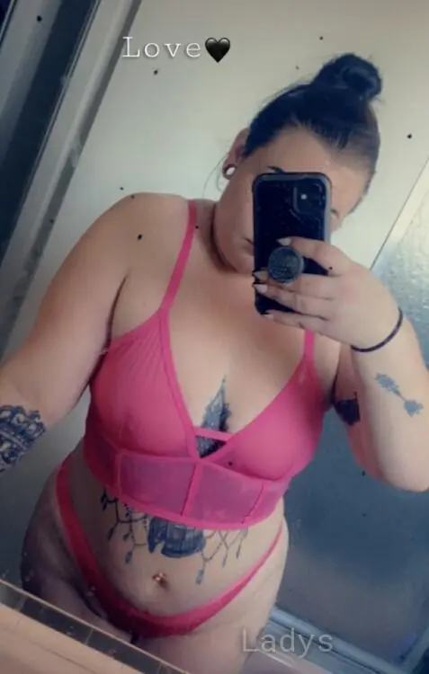 ClassyKat69, 26 years beautiful nude Reno escorts girl, height 166 sm, Weight 60 kg