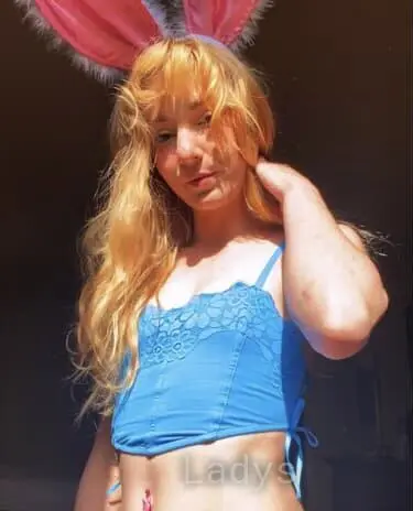 TiffanyDiamond, 23 years beautiful nude Reno escorts girl, height 157 sm, Weight 50 kg