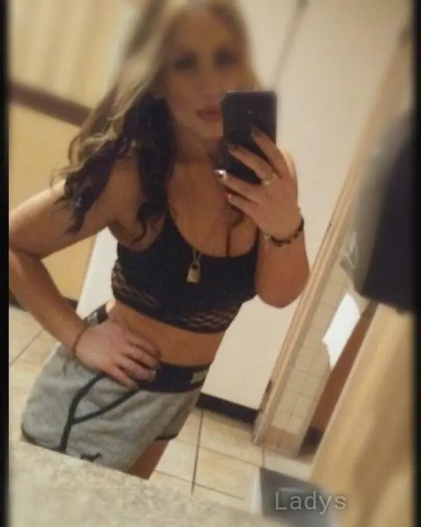 XxGisellexo, 27 years beautiful nude Reno escorts girl, height 153 sm, Weight 45 kg