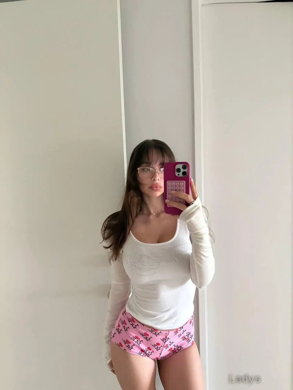 Jessica Aubrey, 26 years asian escorts girl, height 174 sm, Weight 64 kg, Rhodes eacort