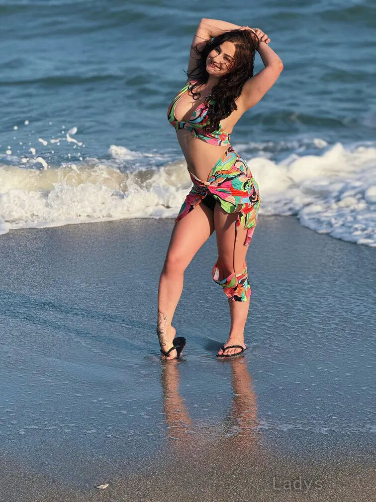 Katt Monroe, 28 years beautiful nude Richmond escorts girl, height 157 sm, Weight 59 kg