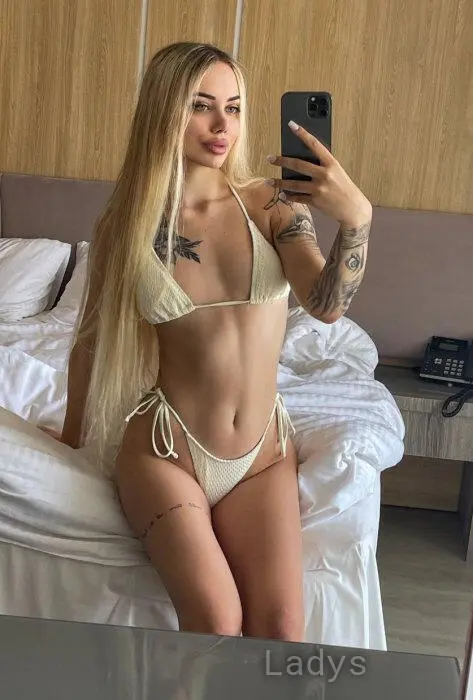 Anna, 23 years beautiful nude Riga escorts girl, height 170 sm, Weight 55 kg