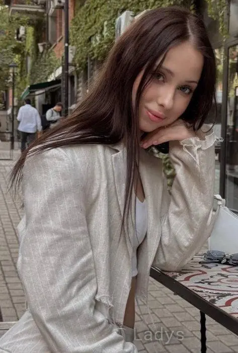 Gali, 23 years beautiful nude Riga escorts girl, height 168 sm, Weight 48 kg