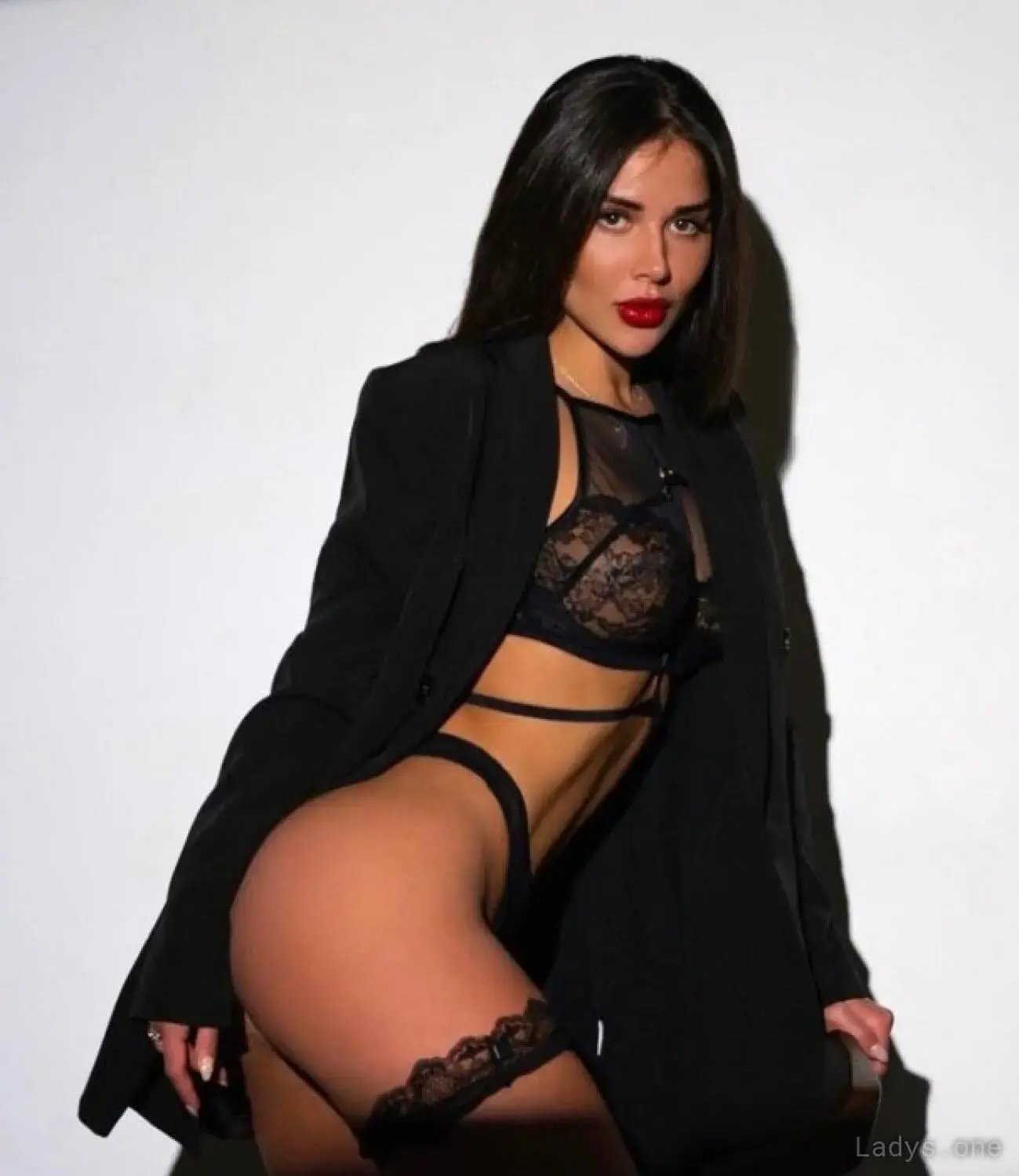 MARIA, 26 years beautiful nude Riga escorts girl, height 160 sm, Weight 50 kg