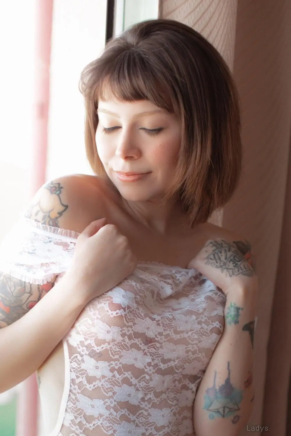 Dinhasun, 25 years beautiful nude Rio De Janeiro escorts girl, height 154 sm, Weight 62 kg