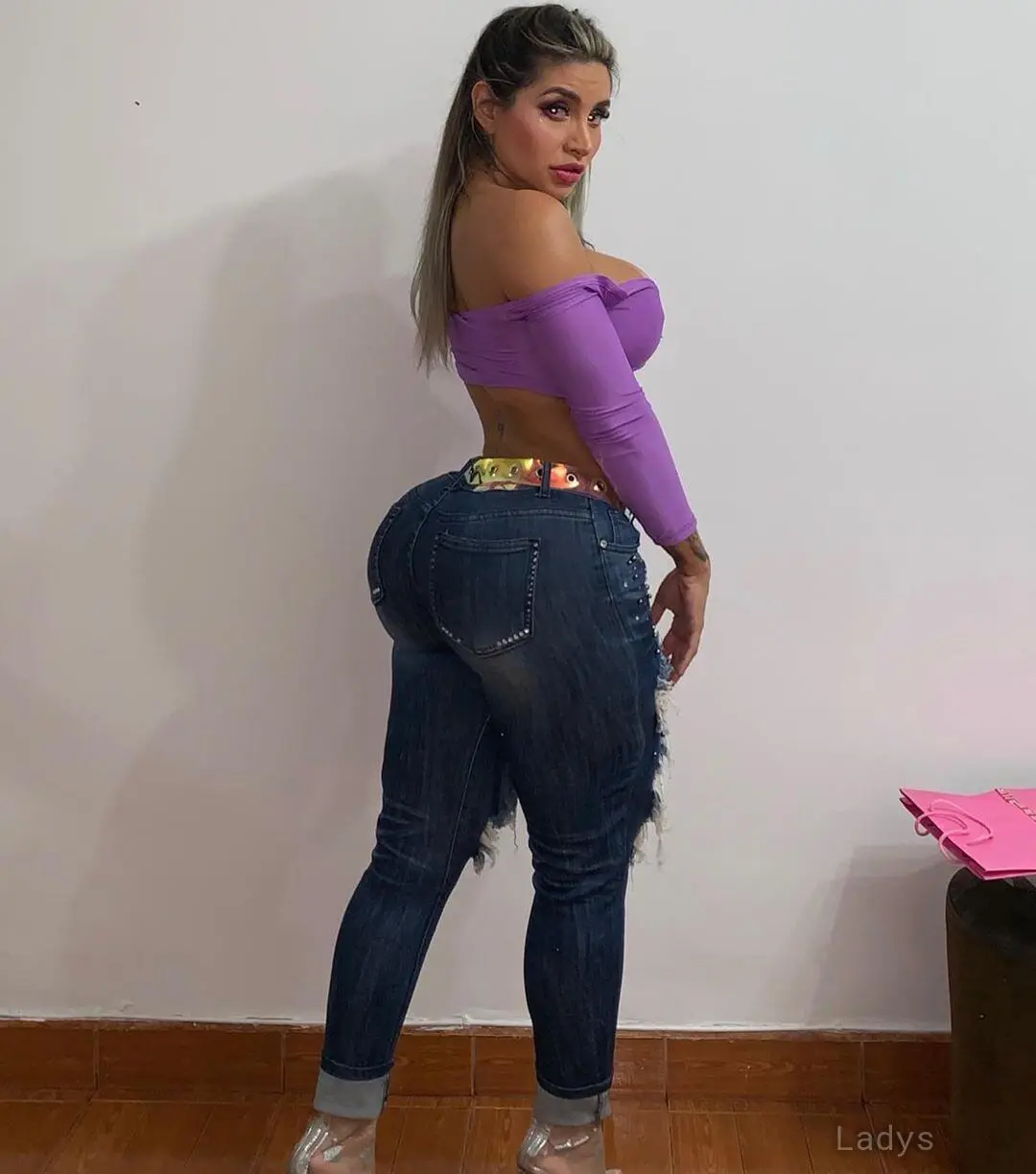 Liss Valderrama, 37 years beautiful nude Rio De Janeiro escorts girl, height 160 sm, Weight 65 kg