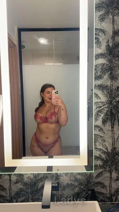 Chery, 24 years beautiful nude Riverside escorts girl, height 167 sm, Weight 43 kg