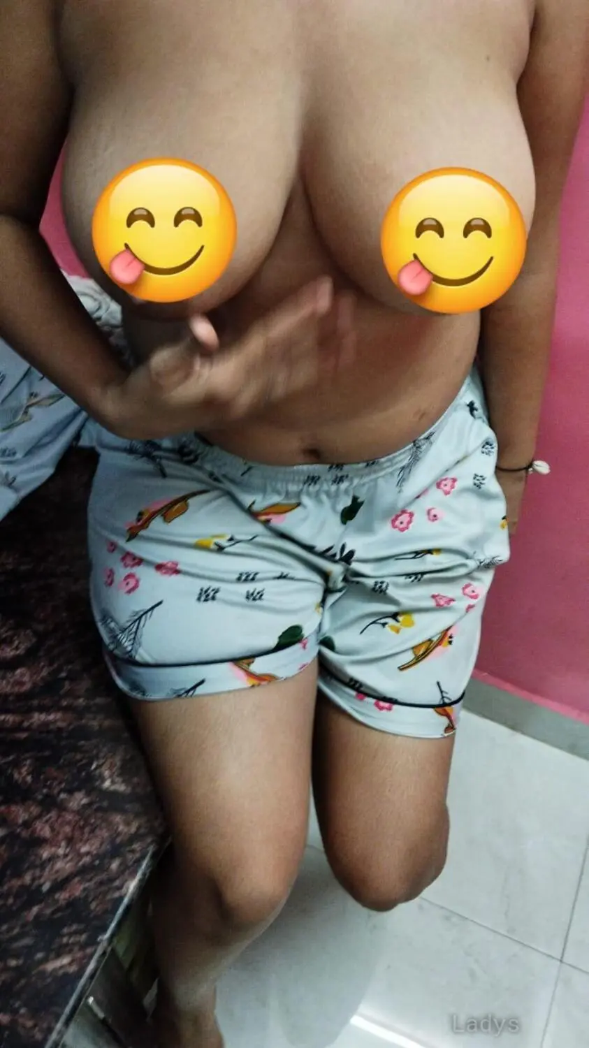 Tatiana, 23 years asian escorts girl, height 162 sm, Weight  kg, Riyadh eacort