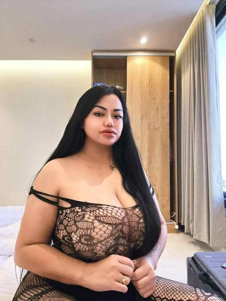 Annna, 28 years old Riyadh escort girl with big tits, height 160 sm, Weight kg