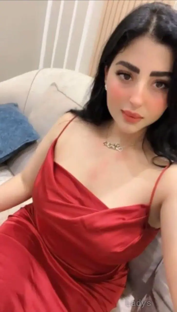 Kalili, 26 years old Riyadh escort girl with big tits, height 168 sm, Weight  kg