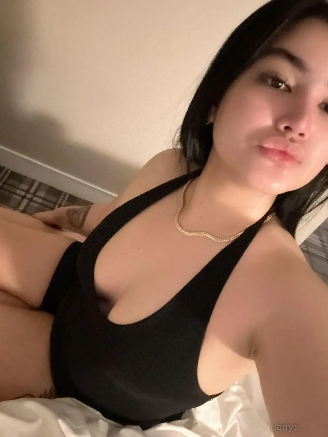 Lorraine, 26 years old Riyadh escort girl with big tits, height 166 sm, Weight kg