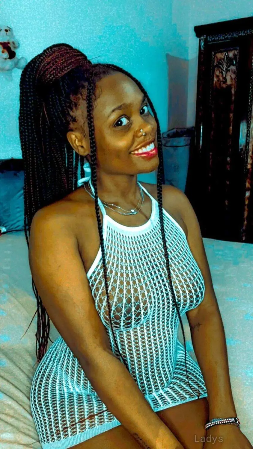 Aliyah, 22 years beautiful nude Riyadh escorts girl, height 155 sm, Weight  kg