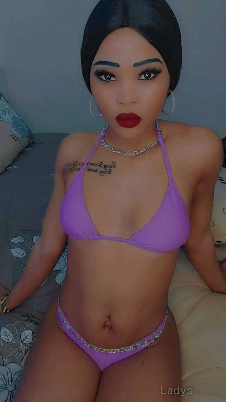 Anny, 22 years beautiful nude Riyadh escorts girl, height 154 sm, Weight kg