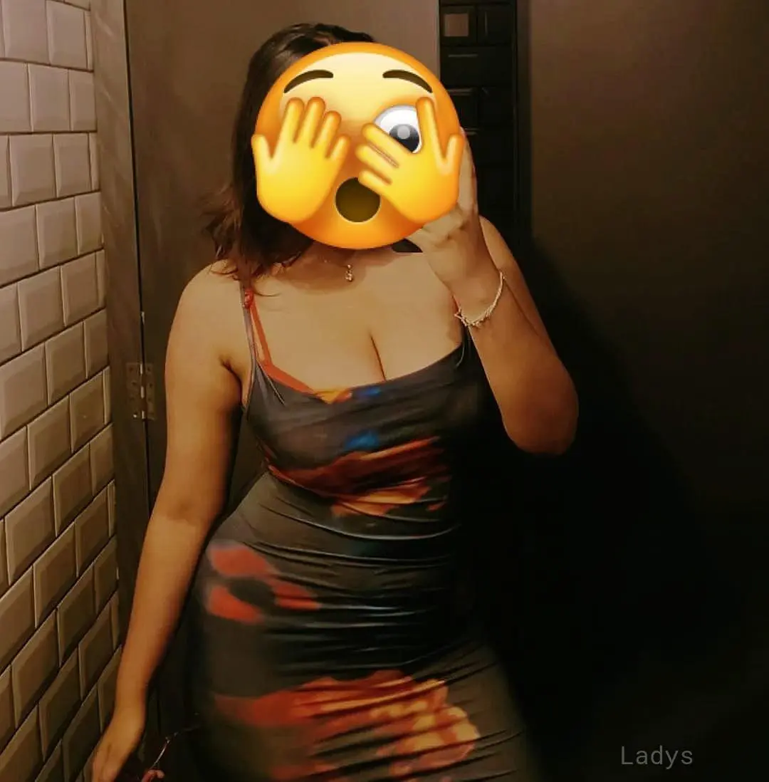 Blakely, 25 years beautiful nude Riyadh escorts girl, height sm, Weight kg