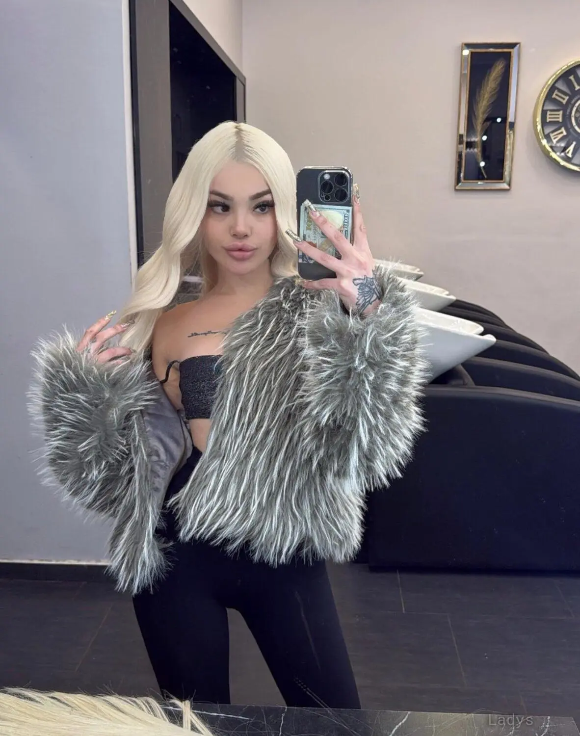 DAMLA, 20 years beautiful nude Riyadh escorts girl, height 165 sm, Weight kg