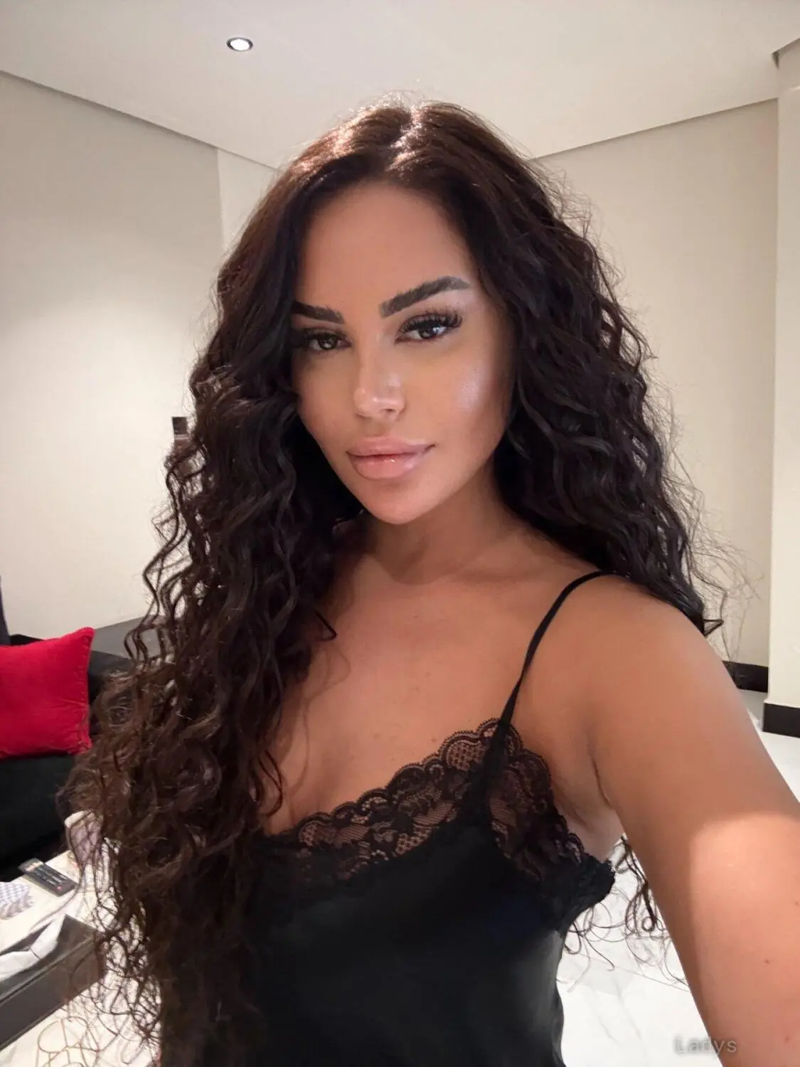 Denisse, 25 years beautiful nude Riyadh escorts girl, height 168 sm, Weight kg