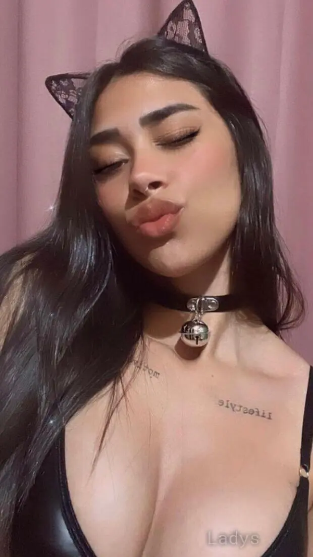 Eva, 24 years beautiful nude Riyadh escorts girl, height 167 sm, Weight  kg
