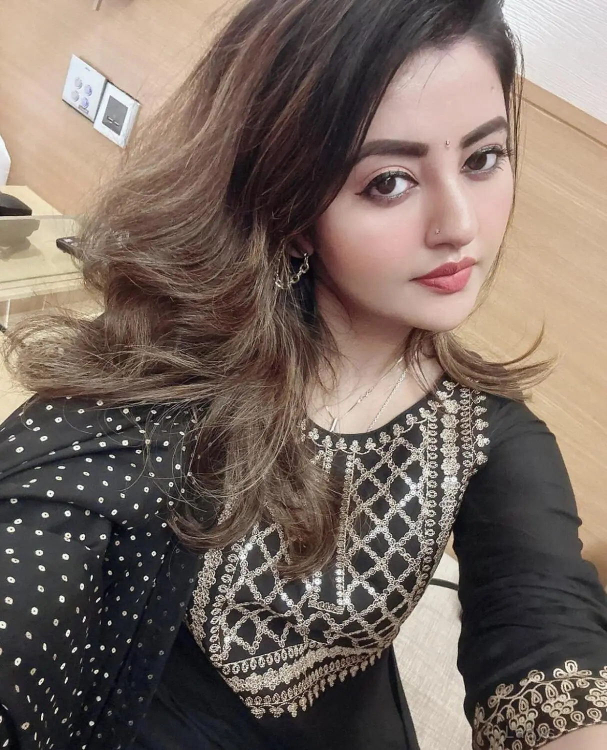 Indian, 22 years beautiful nude Riyadh escorts girl, height 165 sm, Weight kg