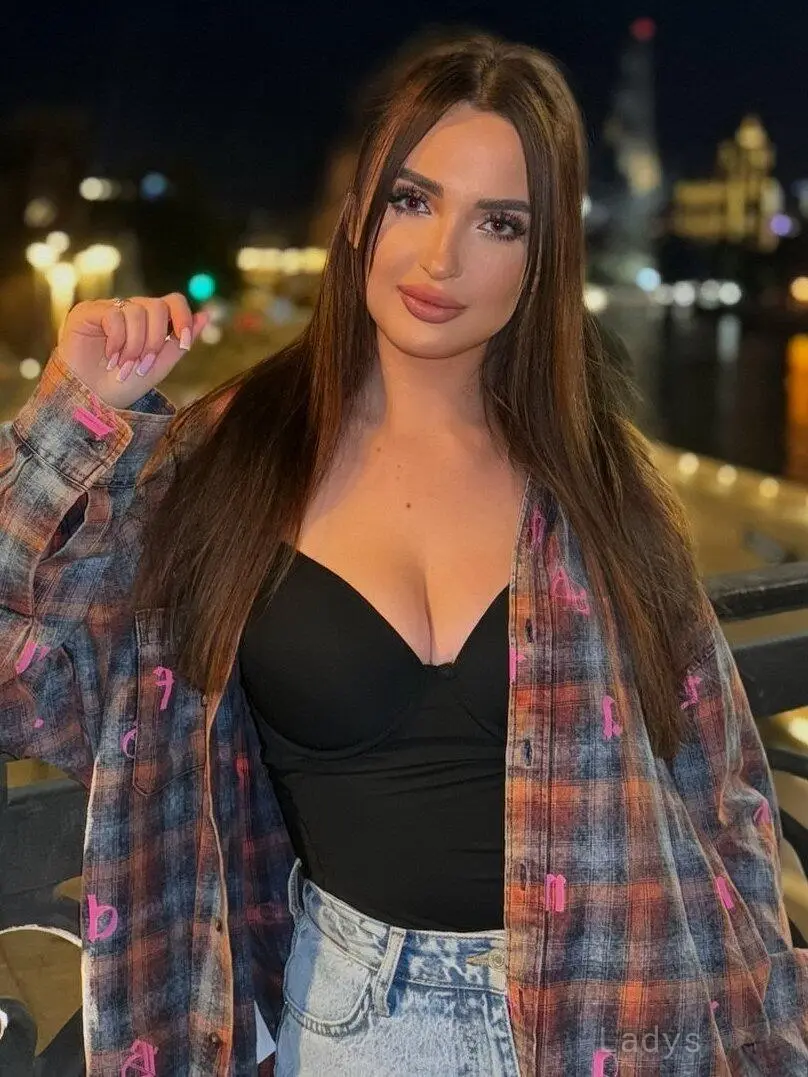 Irina, 22 years beautiful nude Riyadh escorts girl, height 167 sm, Weight  kg