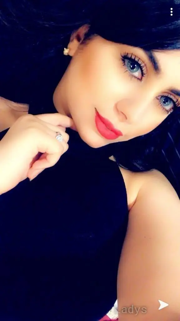 Jocelyn, 22 years beautiful nude Riyadh escorts girl, height 173 sm, Weight  kg