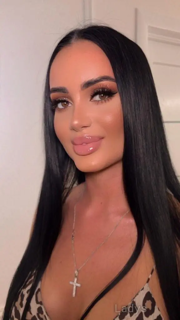 Kristina, 27 years beautiful nude Riyadh escorts girl, height 171 sm, Weight kg