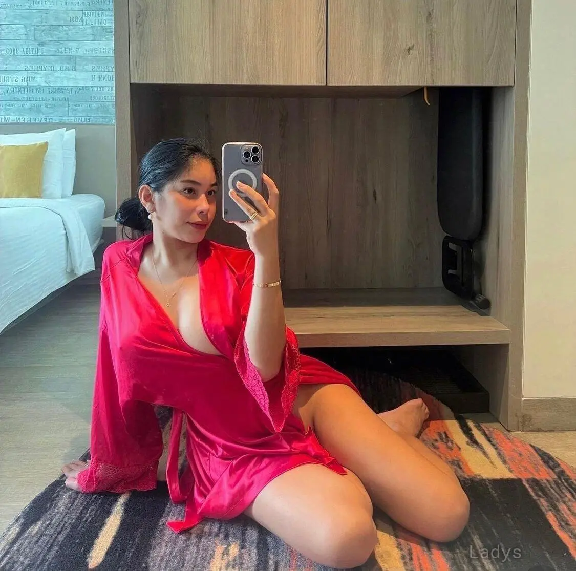 Lara, 24 years beautiful nude Riyadh escorts girl, height 173 sm, Weight kg