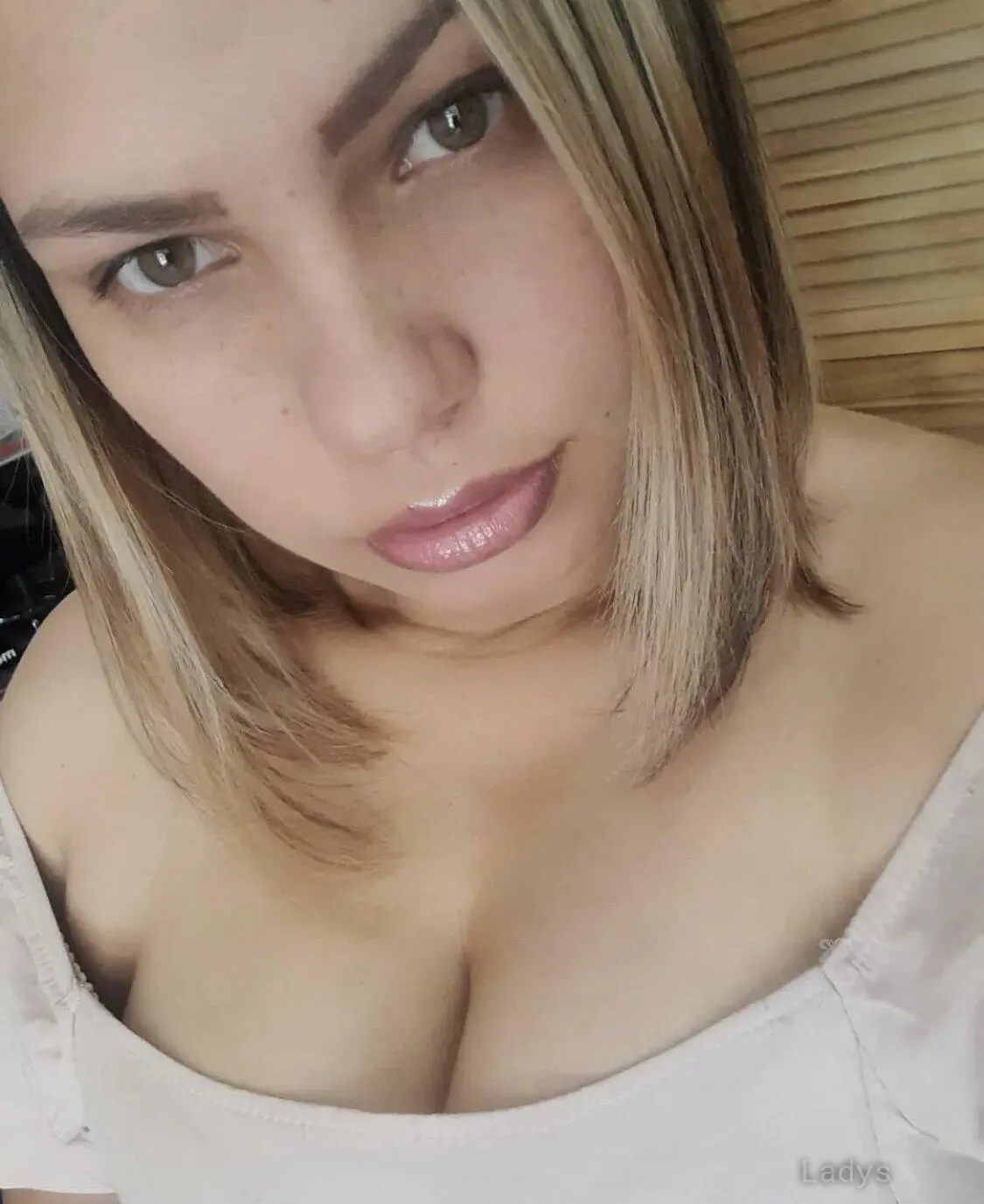 Nicholas, 23 years beautiful nude Riyadh escorts girl, height  sm, Weight  kg