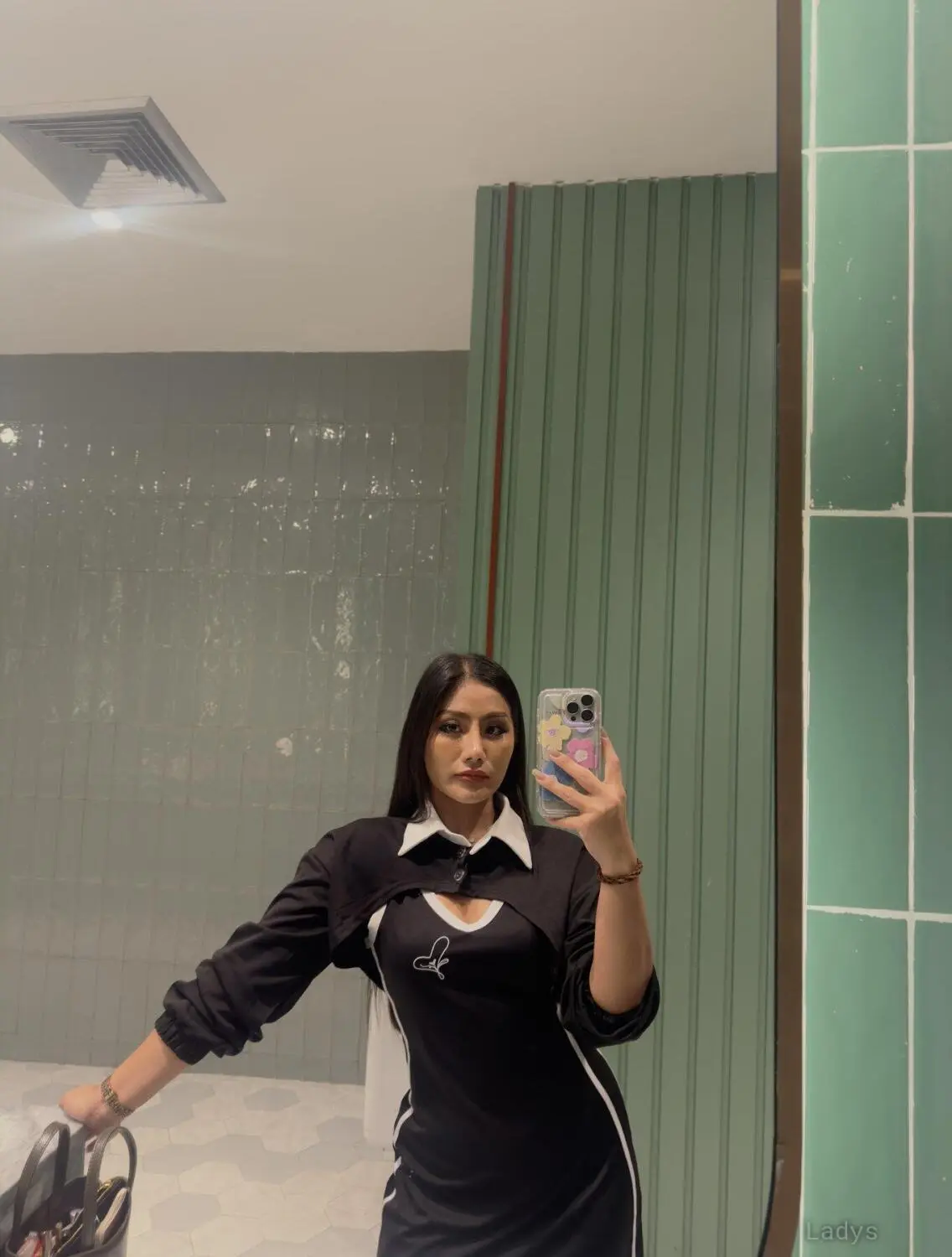Nina,  years beautiful nude Riyadh escorts girl, height  sm, Weight  kg