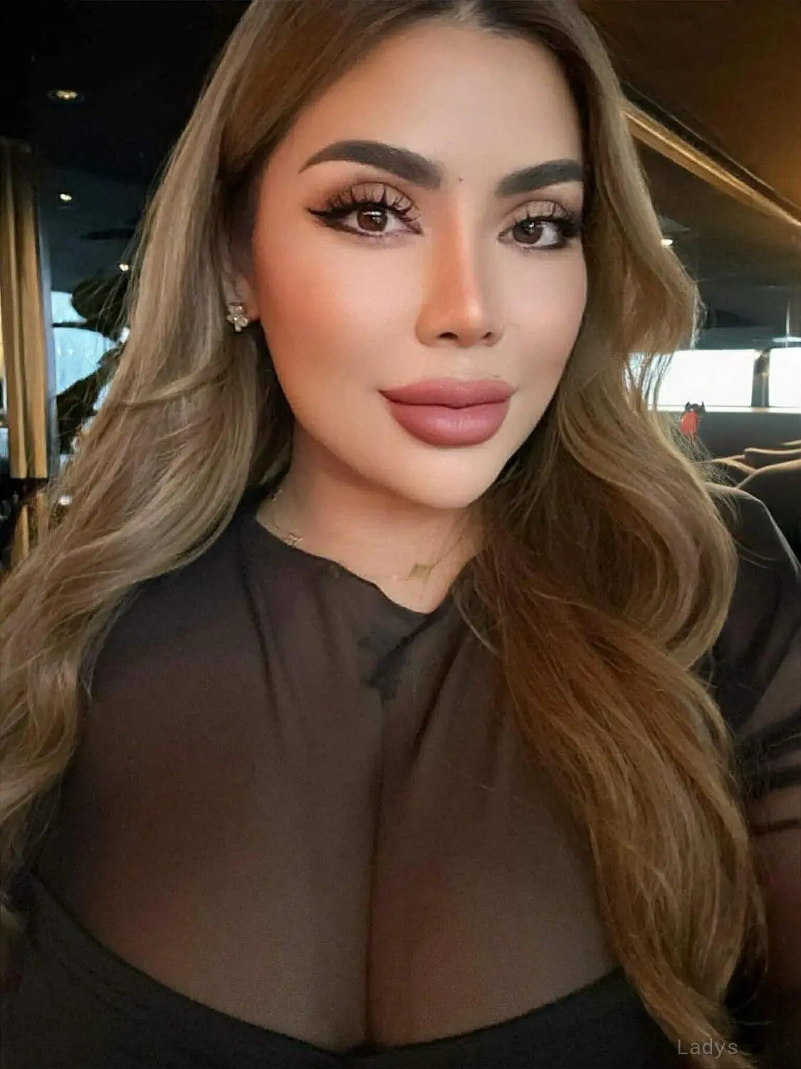 Norah, 30 years beautiful nude Riyadh escorts girl, height 160 sm, Weight  kg
