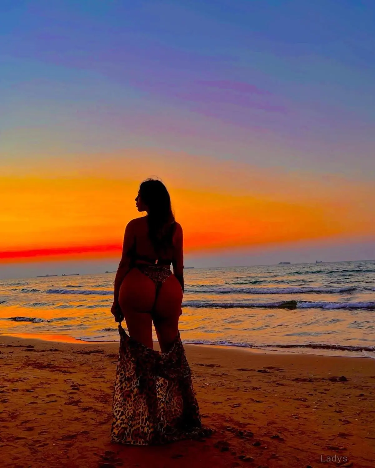 Piper, 24 years beautiful nude Riyadh escorts girl, height 164 sm, Weight kg