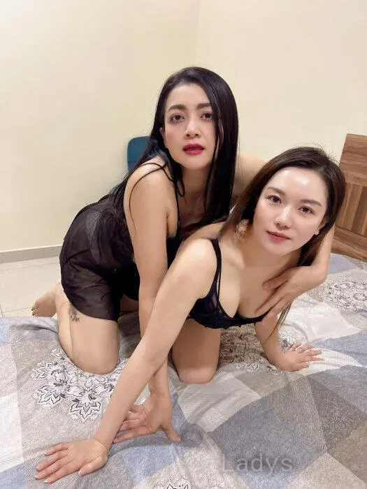 Sherry & Yaya, 26 years beautiful nude Riyadh escorts girl, height 163 sm, Weight 51 kg