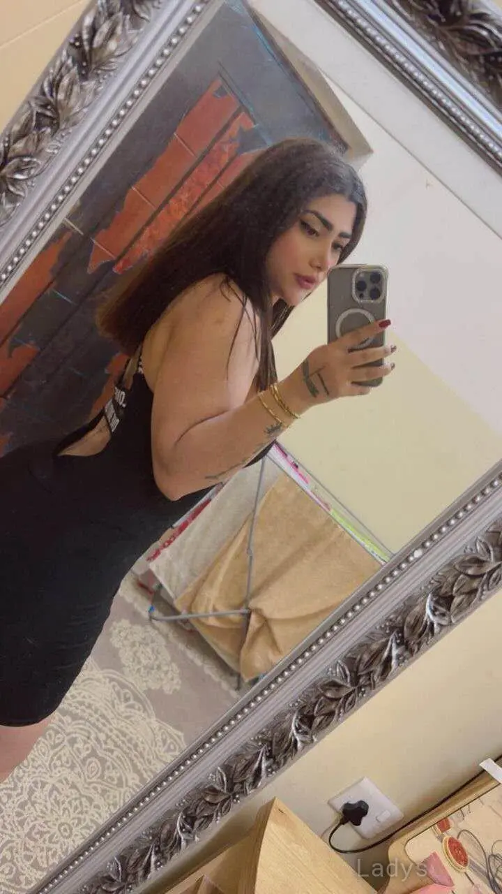 Sofia, 25 years beautiful nude Riyadh escorts girl, height 165 sm, Weight kg