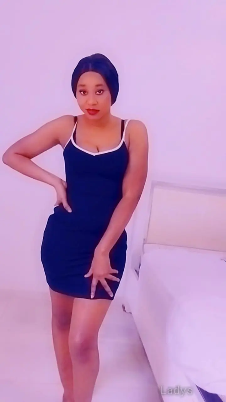 Tasha, 26 years beautiful nude Riyadh escorts girl, height 175 sm, Weight  kg