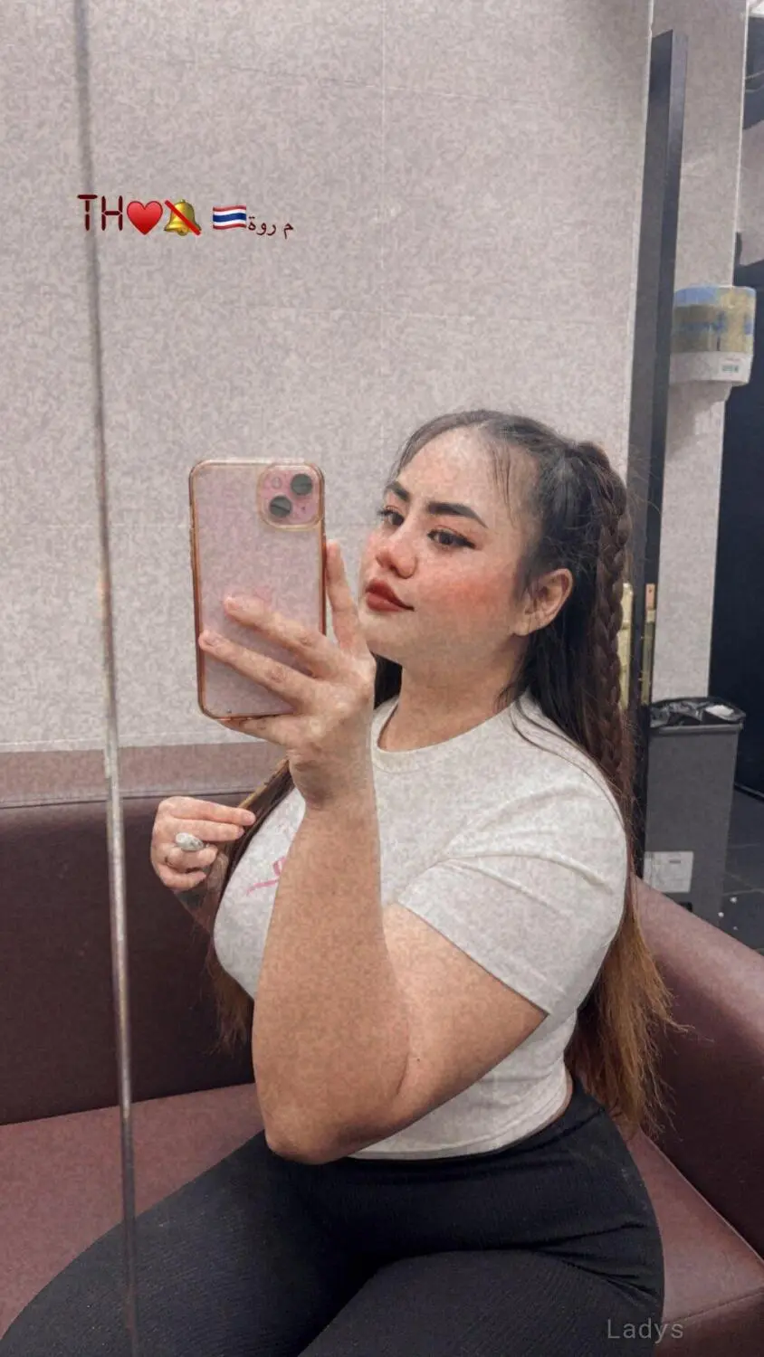 Marwa, 25 years sexy hot local Riyadh excorts girl, height 170 sm, Weight kg