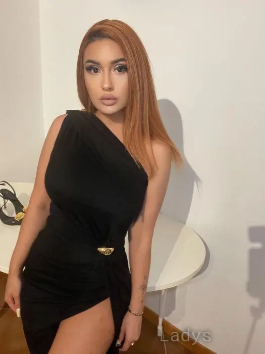Mya, 30 years beautiful nude Roma escorts girl, height 170 sm, Weight 54 kg