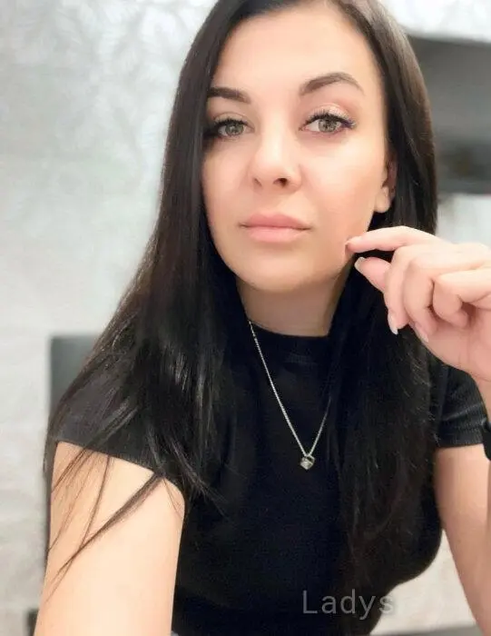 Sara, 25 years beautiful nude Roma escorts girl, height 170 sm, Weight 50 kg