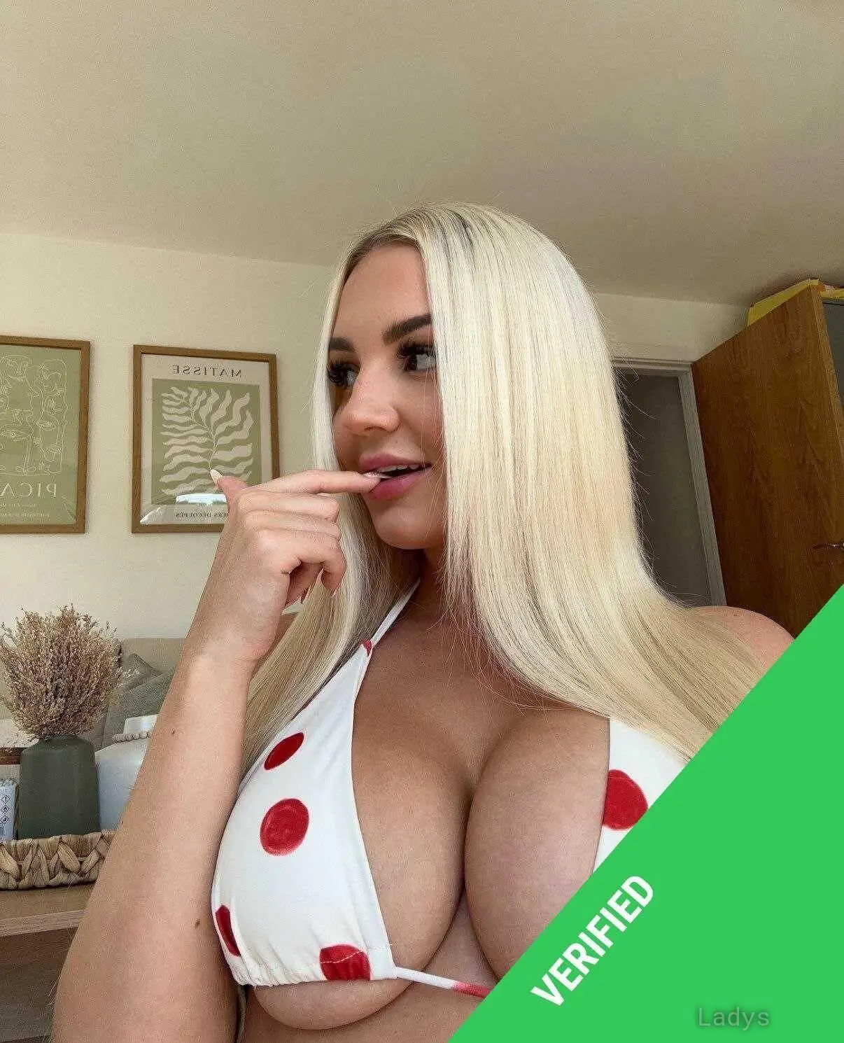 ✪ VIP Belvida Rosine Saarbrücken, 25 years asian escorts girl, height 175 sm, Weight 60 kg, Saarbrücken eacort