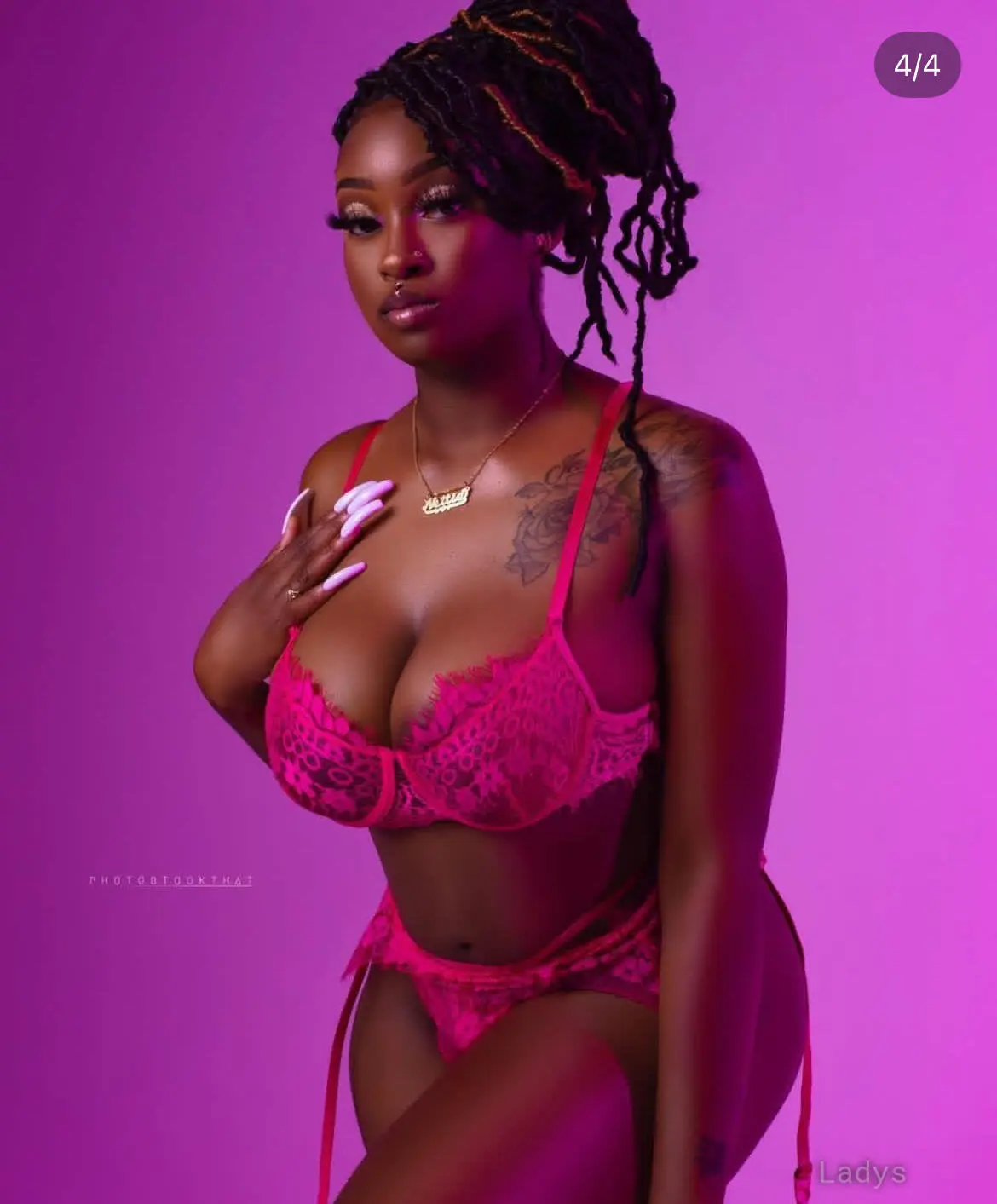 Arianna, 24 years beautiful nude Sacramento escorts girl, height 163 sm, Weight 74 kg