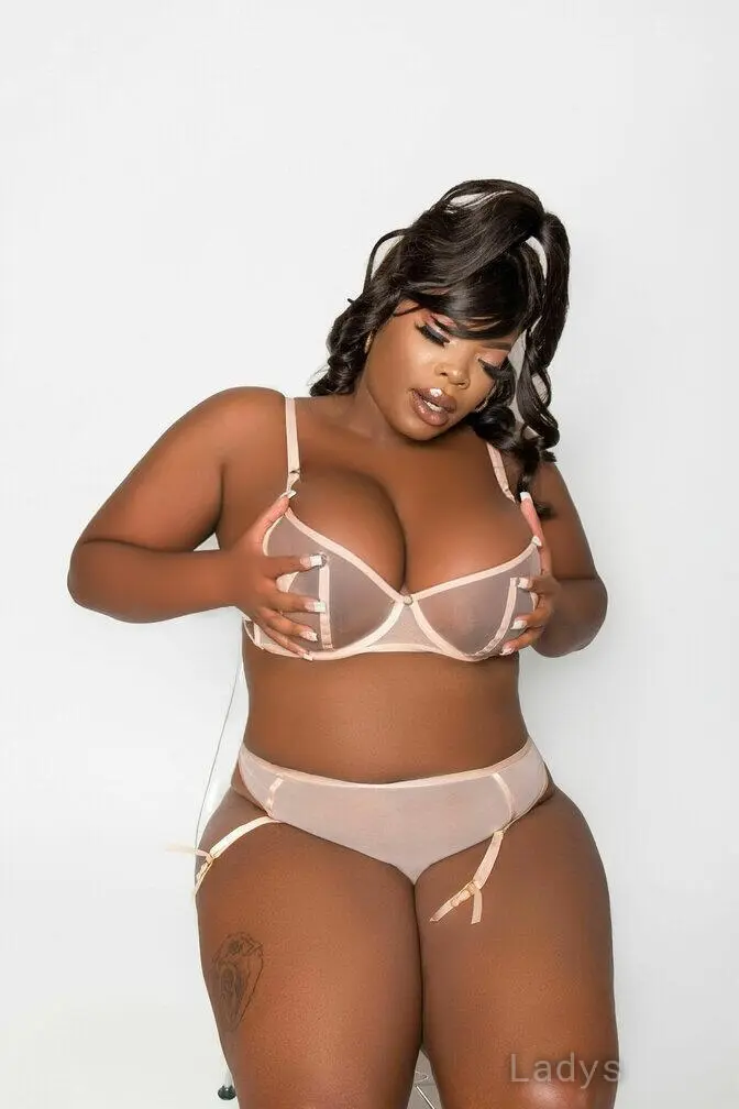 Brandy, 26 years beautiful nude Sacramento escorts girl, height 168 sm, Weight 91 kg