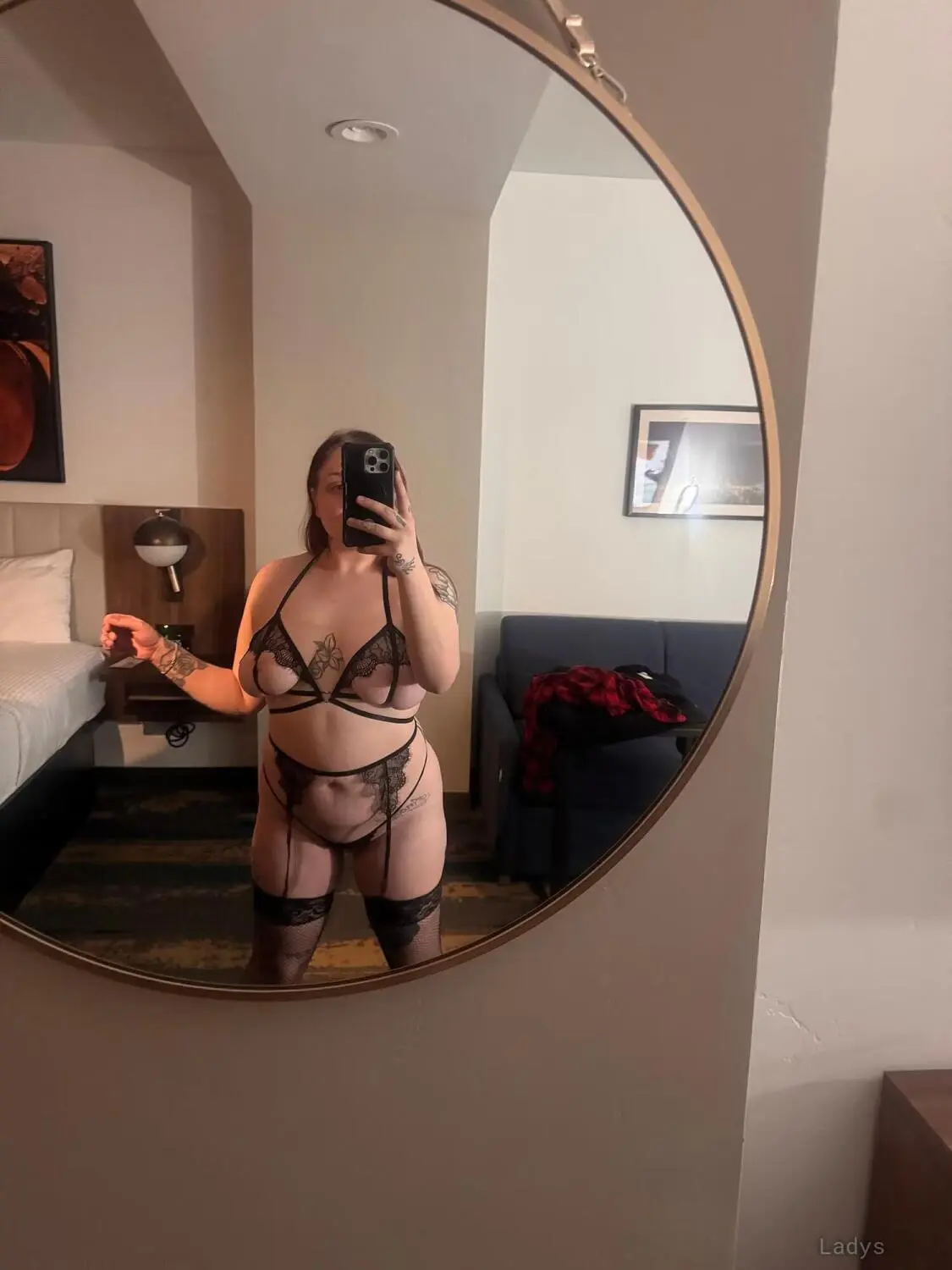 Britney, 20 years beautiful nude Sacramento escorts girl, height 159 sm, Weight 52 kg