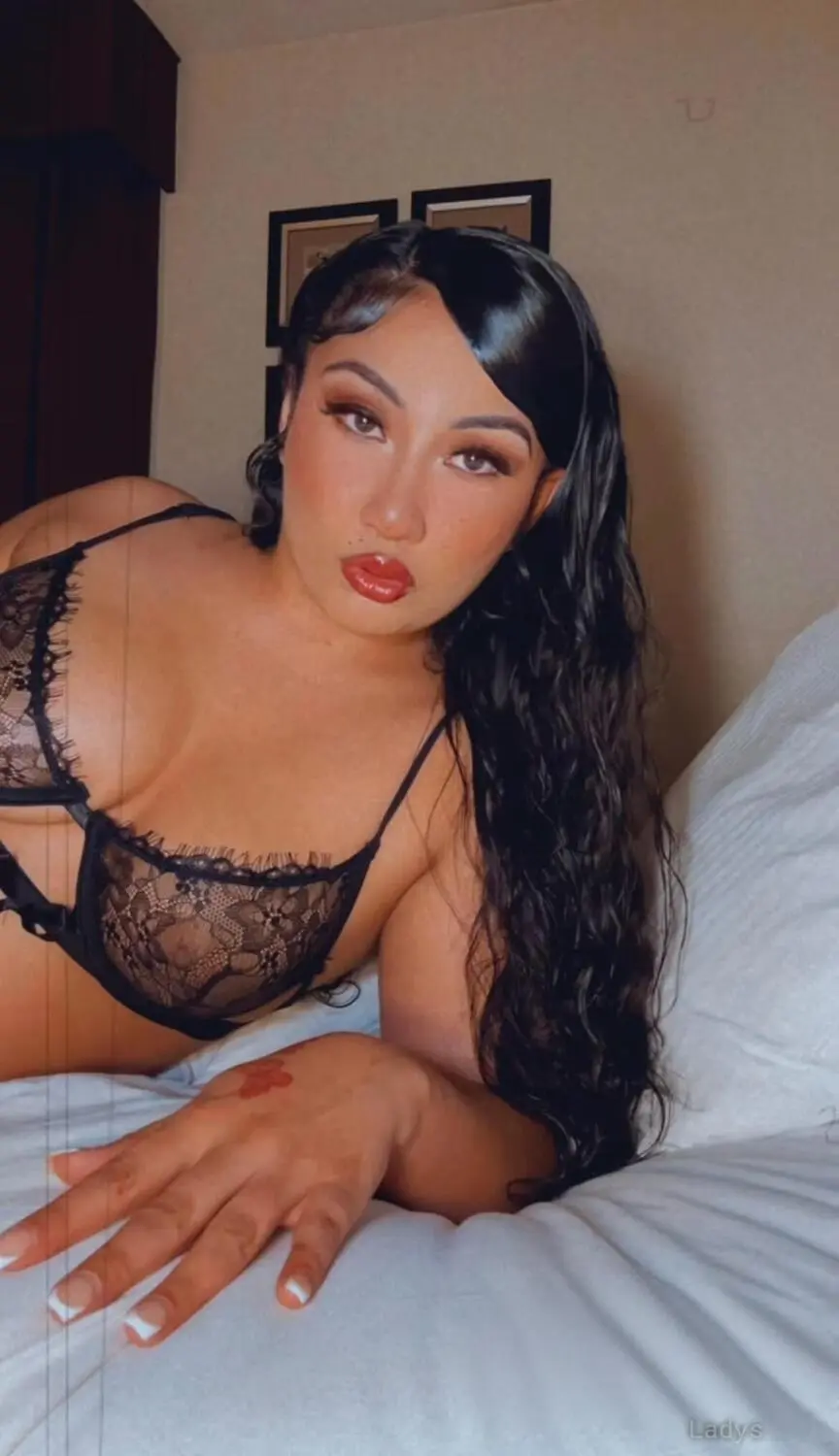 Kayla Kreme, 20 years beautiful nude Sacramento escorts girl, height 162 sm, Weight 58 kg
